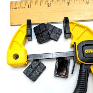 Replacement grip jaw pads for dewalt's small 35 lb trigger/bar clamps (6 pack)
