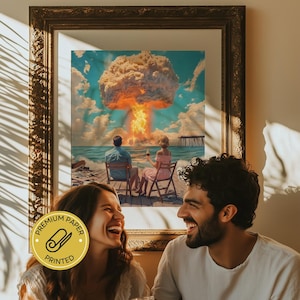 Surreale Strandszene mit Explosion - Gedruckte Retro Kunst - Zeitgenössisches Poster - Atomic Nuklearbombe Wand dekor