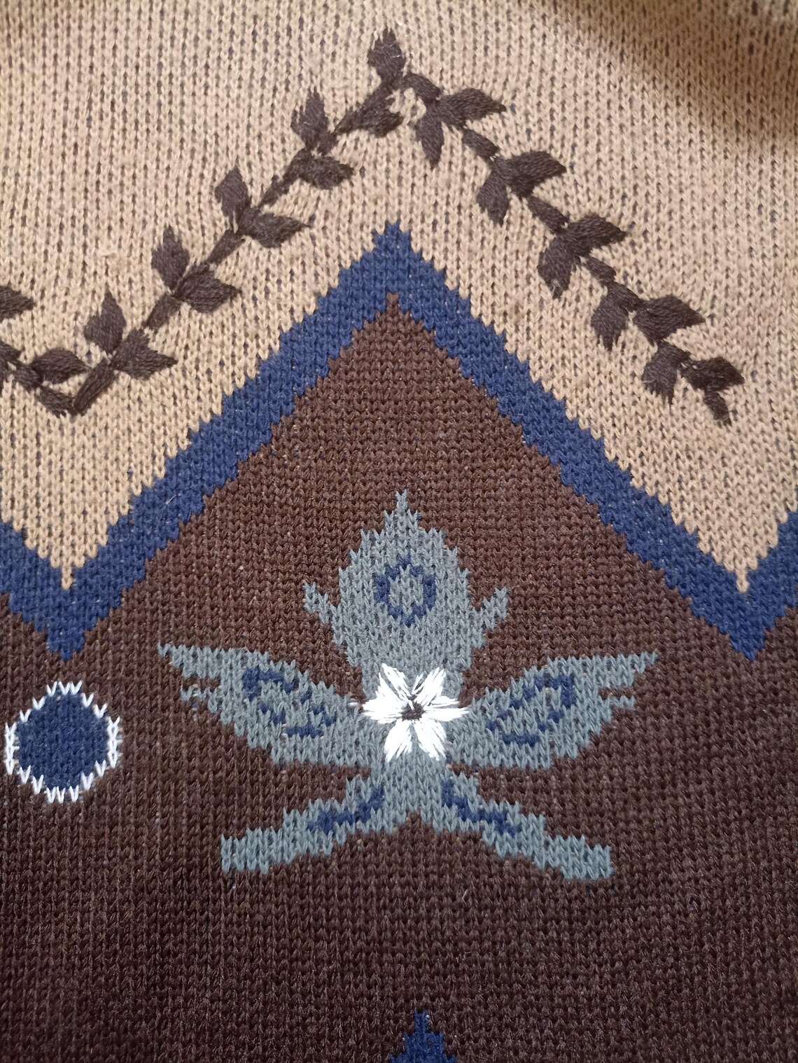 Vintage camel intarsia sweater, size L, foto 3 di 5