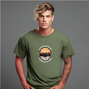 Unisex Mountain Entdecker-T-Shirt: Atmungsaktives Outdoor-Abenteuer-Shirt für Wander-, Camping- und Naturbegeisterte