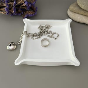 Handmade White Square Pinched Corner Catchall Tray • Minimalist Decor bild 9