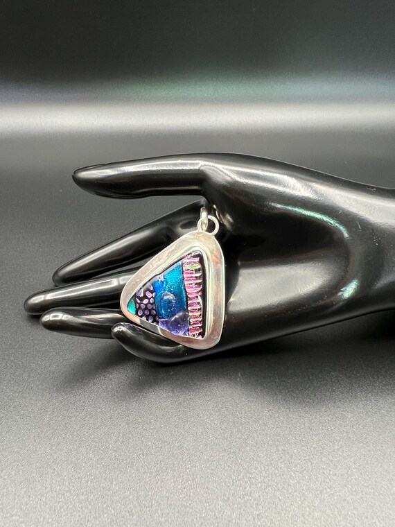 Sterling Silver Triangle Pendent with Dichroic Fo… - image 7
