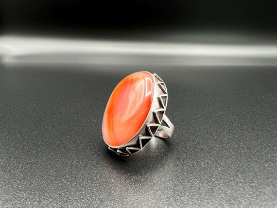 Large Vintage Sterling Statement Ring Featuring a… - image 1