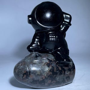 3.3&quot;Natural obsidian quartz crystal astronaut skull,Crystal spaceman skull,Hand made skull,Crystal gifts,crystal healing crystal gifts 1x
