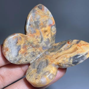 2.3&quot; Natural agate butterfly skull quartz crystal skull,Crystal butterfly,Hand made skull,Crystal gifts,crystal healing 1x