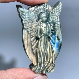 1.6&#39;&#39;+ Natural Labradorite angel skull,quartz crystal,hand carved,Crystal angel Skull,Home Decoration Crystal Gifts random 1pc