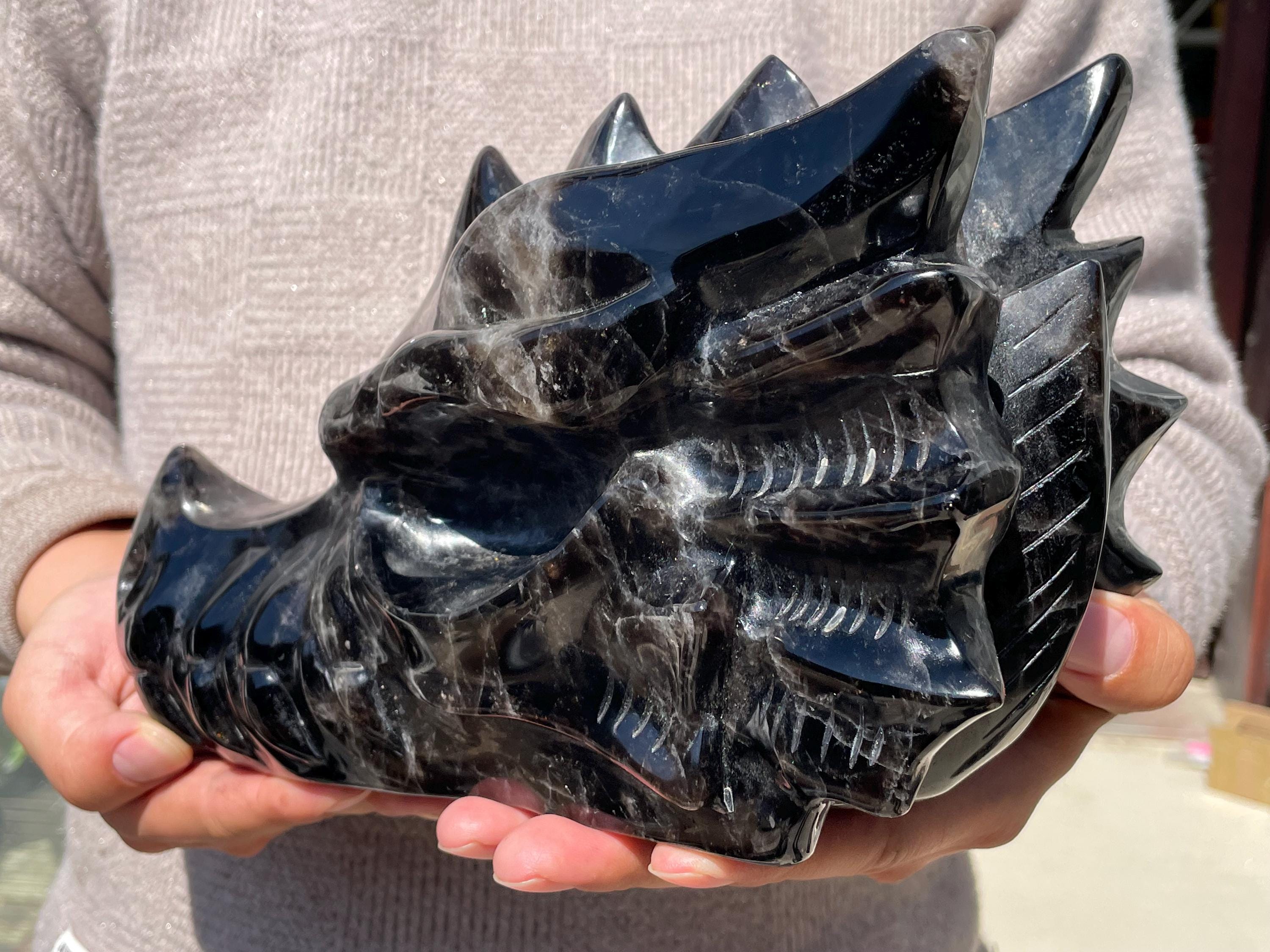 スモーキークォーツドラゴンヘッド：手彫りクリスタルドラゴンスカル