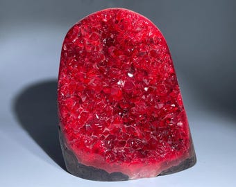 Red Quartz Crystal Geode Specimen: Home Decoration, Crystal Healing