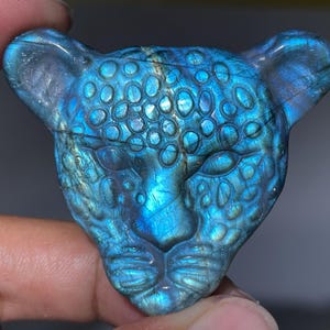 Labradorite Leopard Head Skull: Hand Carved Crystal Carving, 2&#39;&#39;