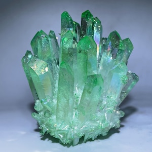 Green quartz crystal Cluster specimen,quartz crystal,Crystal Mineral Vug specimen,Home Decoration Crystal Gifts Crystal healing random 1pc