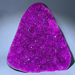 Purple Quartz geode,Quartz crystal geode,Crystal geode specimen,Home decoration,Crystal cluster geode specimen,Crystal healing Gifts 1PC