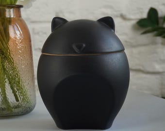 Matte Black cat urn Pet urns for ashes Ceramic cat urn Pottery pet ashes keepsake Cat shaped cremation urn Cat funeral urn Cat loss