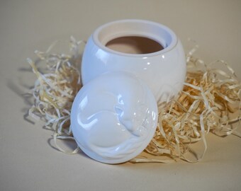 White small cat urn 15 cubic inch, urn for cat ashes, ceramic cat urn, handmade pet urns for ashes, custom cat urn cremation, cat loss gift