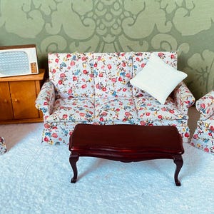 A dolls house sofa, two chairs set  1:12- Vintage