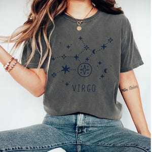 Camiseta de astrología de Virgo, camiseta de signo del zodiaco, camiseta personalizada con carta natal, regalo de constelación, tu horóscopo diario, regalo de cumpleaños personalizado