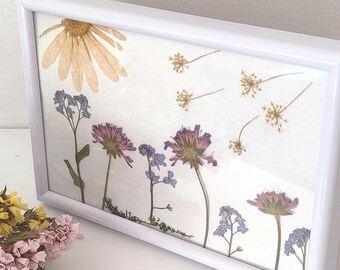 Real dried flower picture, botanical home decor, pressed flower frame, gift for the flower child, floral art, real flowers in a picture