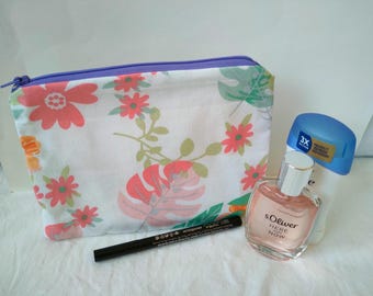 Tropical leaves bag, summer pouch bag, toiletry bag tropic leaves, flat makeup bag tropic, cosmetic case tropical patterned, summer purse