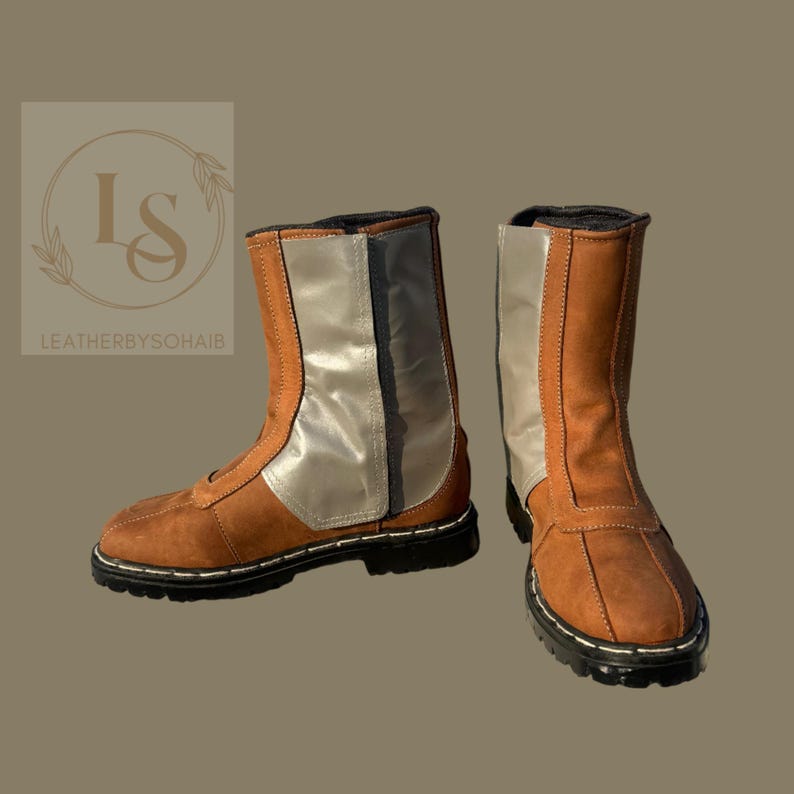 Stivali da cosplay mandaloriani da uomo / Scarpe mandaloriane / Stivali da cosplay in pelle marrone anticata / Scarpe con cerniera fatte a mano immagine 3
