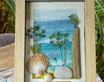 Seaham Seeglas und Aquarell Strand Kunst. Holz Schatten Box Rahmen.
