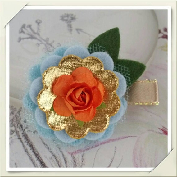 Items similar to Felt Flower Aquamarine Gold Alligator Hair Clip