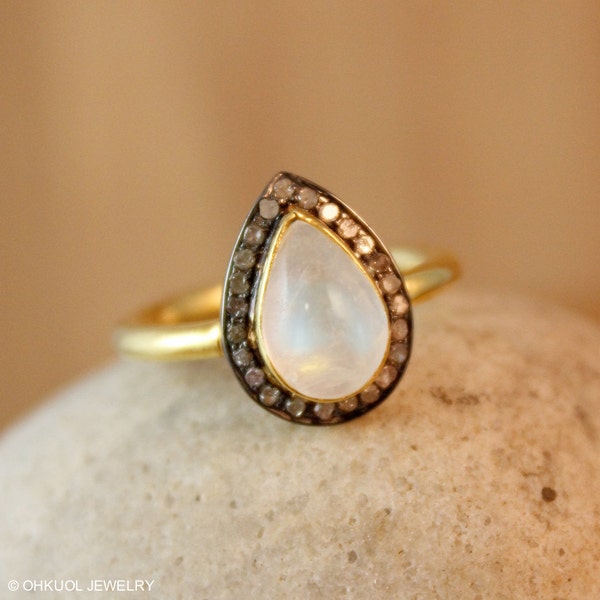 Gold Rainbow Moonstone Teardrop Ring - Pave Diamonds - Colourful Moonstone, Luxury Ring
