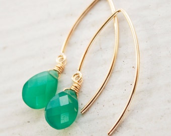 Emerald Green Onyx Earrings, 14KT Gold Filled, Simple Hooks, Dainty Emerald