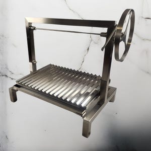 Parrilla Santa María argentina 100% acero inoxidable con rejilla en V