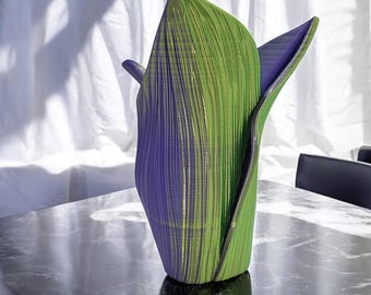 3D Printed Leaf Vase: Modern Table Centerpiece, 6 Inch