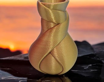 3D Printed Twist Vase: Modern Table Centerpiece, Dried Flower Holder