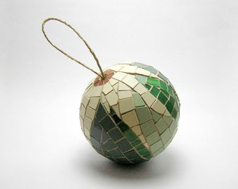Mosaic Handmade Ornament Ball - Home decor - green leaves