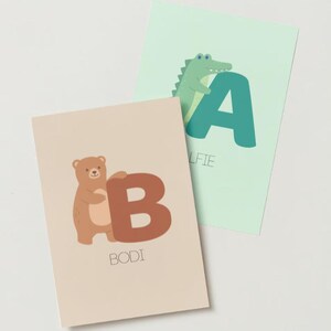 Póster con letras del alfabeto y nombre personalizado para niños