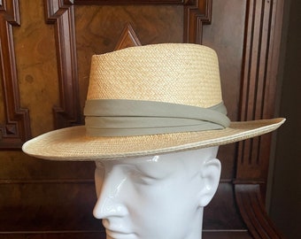 Stunning Men's Bates Hatter Jermyn Street pale natural Rye Straw wider brimmed hat, size **Medium US 7 1/8 UK 7 ** Planter or panama