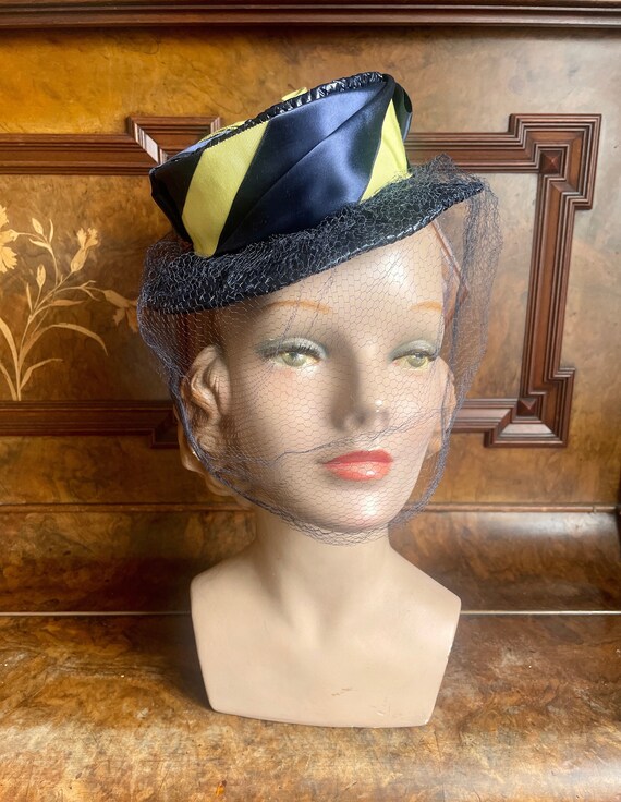 1940s Navy Straw Hat, Blue Yellow Ribbons, Face V… - image 2