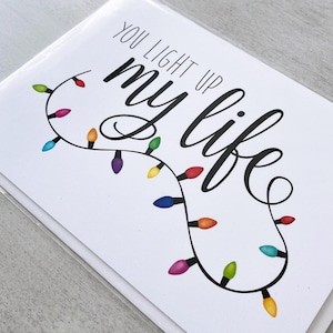 Carte de voeux - Joyeux Noël drôle de jeu de mots pour les vacances, vous illuminez ma vie de jolies vacances - 5 x 7 cartes pliées avec enveloppe A7 et message à l'intérieur