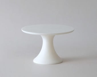 The Essential Cake Stand