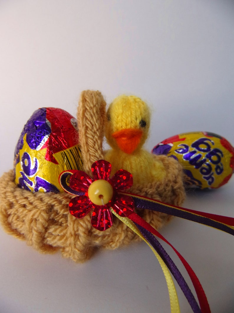 KNITTING PATTERN easter basket creme egg cover Chick & Bunny image 5