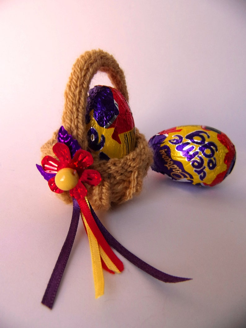 KNITTING PATTERN easter basket creme egg cover Chick & Bunny image 2