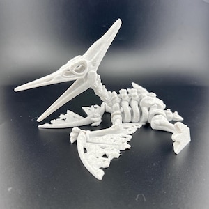 3D Printed Articulated Pteranodon Skeleton | Poseable Dinosaur Model | Unique 3D Printed Fossil Toy