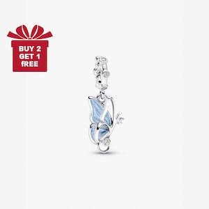 Winged Dangle Charm for Bracelet or Necklace Silver, Necklace Pendant, Christmas Handmade, Gift for Her,Travel Pendant