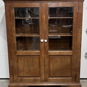 Antique Large Pine Two Door Country Hutch with 5 Shelves & Glass Doors