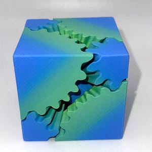 Gear Cube Fidget – 3D Printed Rotating & Shape-Shifting Cube Toy