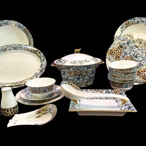 Jungalicious 6-Piece Porcelain Dinnerware Set - A Wildly Chic Feast
