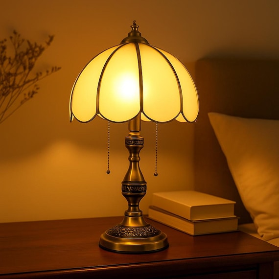Brass Table Lamp: Vintage Art Deco Style (Frosted Glass, Pull Chain)