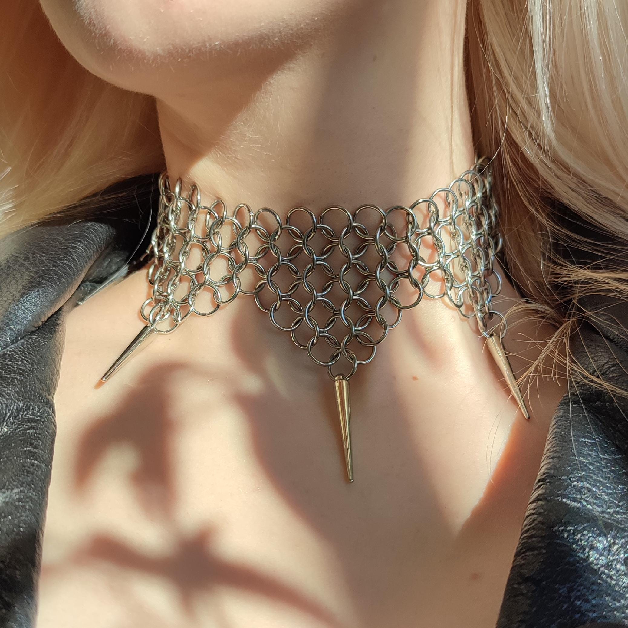 Chainmail choker with spikes.