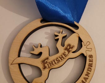 Customizable wooden medal (sold individually)