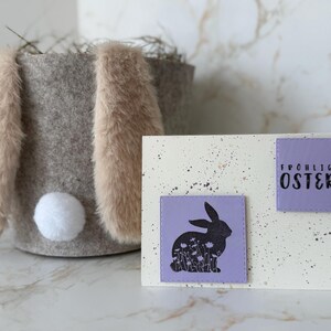 Moderne Osterkarte – Stilvolle Frohe Ostern Karte mit Hasenmotiv, minimalistischer Ostergruß, Handarbeit mit Stempel
