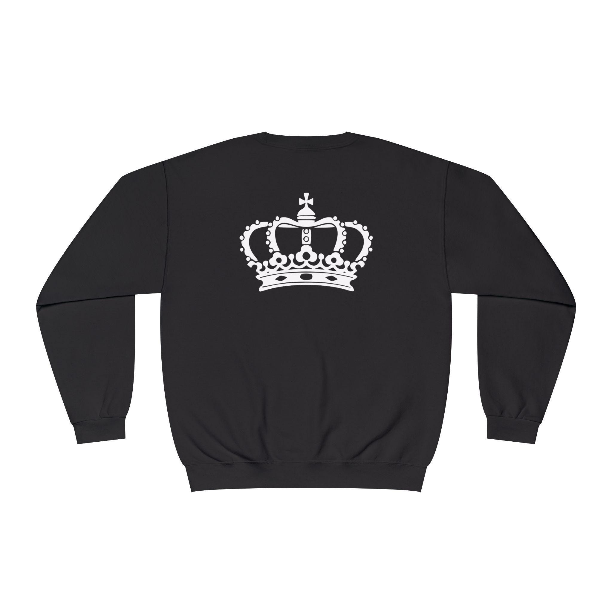 King of Spades Unisex Sweatshirt, Cozy Gift for Gamers, Stylish Crewneck for Birthdays, Valentine's Day, Casual Wear, Unique Fashion - Thumbnail 5