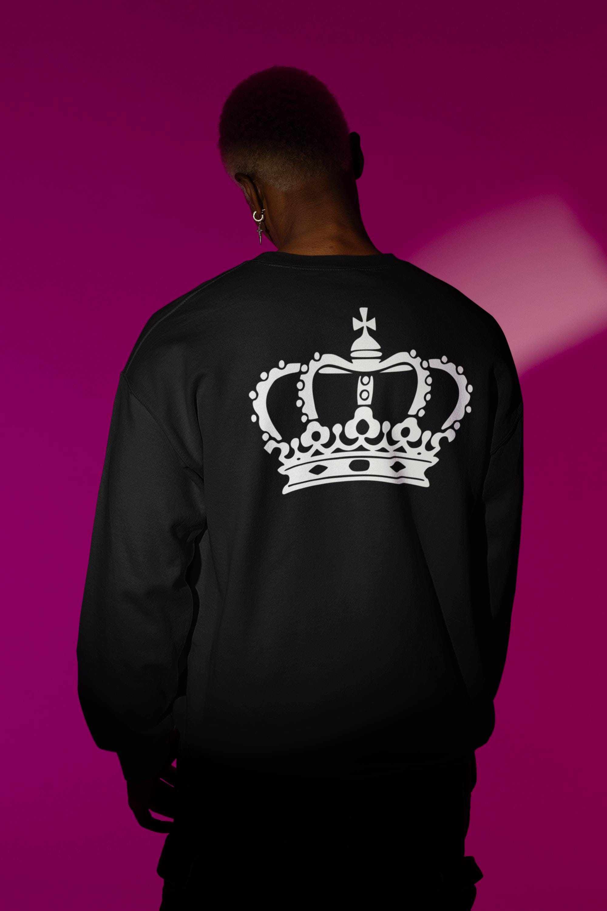 King of Spades Unisex Sweatshirt, Cozy Gift for Gamers, Stylish Crewneck for Birthdays, Valentine's Day, Casual Wear, Unique Fashion - Thumbnail 2
