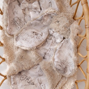 25cm bunny comforter in taupe fur and Oeko-tex cotton gauze, forest animal design, perfect as a newborn gift or baby's soft companion