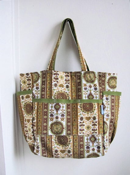 Classic 70s Charm / Upcycled Large Tote Travel Market Teacher - Etsy